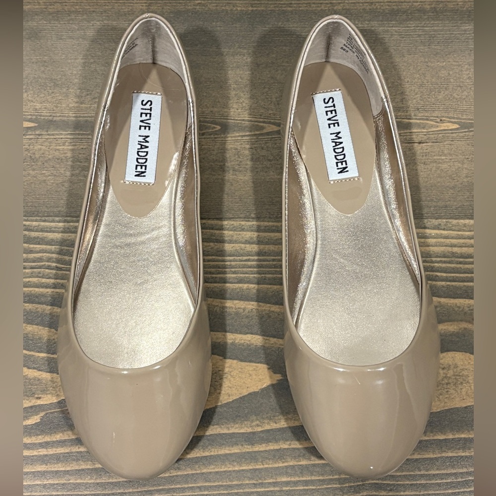 NWOT Steve Madden Taupe Heaven Ballet Flats - Size 6